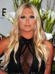 Brooke Hogan Cleavage 2 thefappening.so.jpg