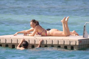 Kate Hudson Sexy 24 thefappening.so.jpg