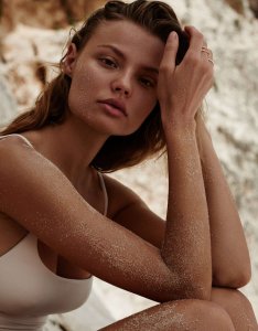 Magdalena Frackowiak Nude & Sexy 23.jpg