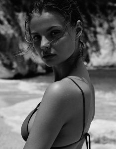 Magdalena Frackowiak Nude & Sexy 22.jpg