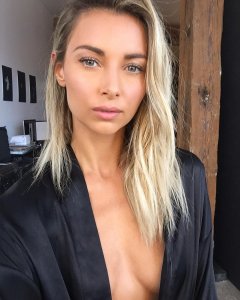 Ludi Delfino Sexy 10 thefappeningblog.com.jpg