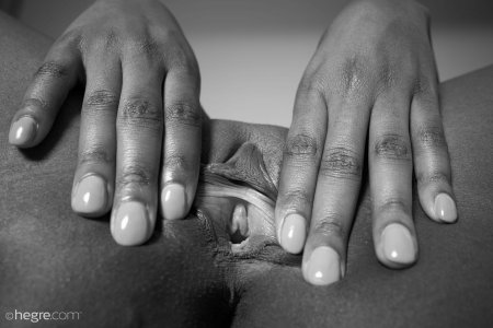 0001-15 thefappeningblog.com.jpg