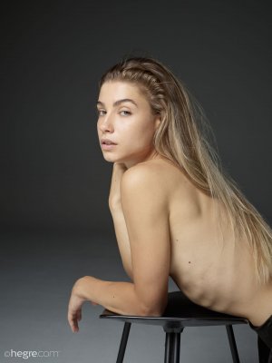 0001-12 thefappeningblog.com.jpg