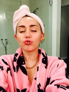 Miley (11).jpg