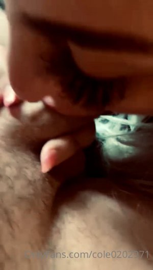 Onlyfans - nicole020297 - sucking.m4v_000009676.jpg