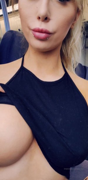 Taylor Jay OnlyFans(64).mp4_000005466.jpg