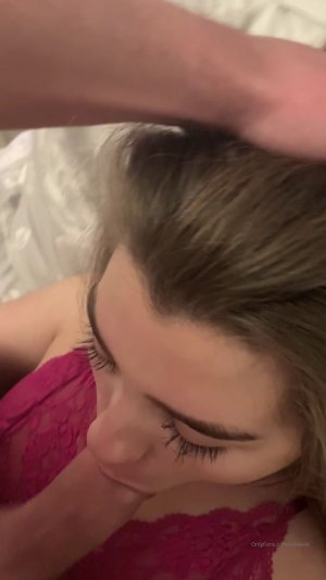 Onlyfans - Ellalxoxo - blows.mp4_000006000.jpg