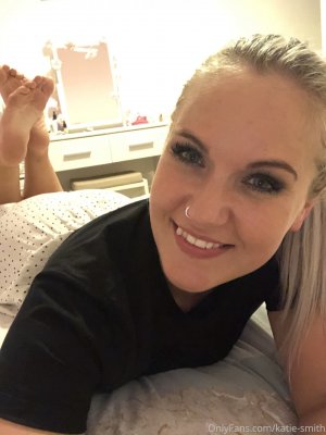 Katie Smith OnlyFans 2019-06-29-40382069.jpeg