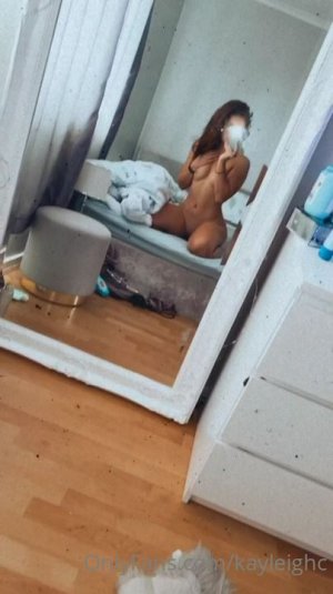 OnlyFans - Kayleighc (9).mp4_000003360.jpg