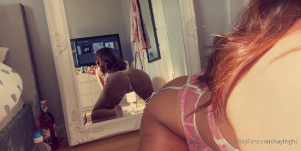 OnlyFans - Kayleighc .mp4_000002340.jpg