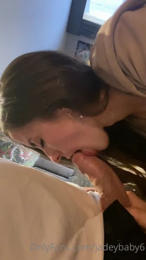 Jade Reynolds OnlyFans.mp4_000014222.jpg