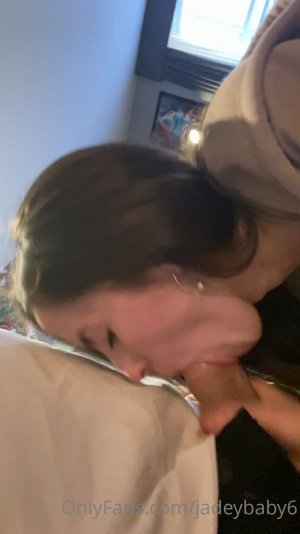 Jade Reynolds OnlyFans.mp4_000017600.jpg