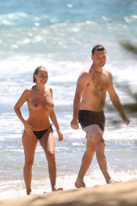 Lara Bingle Topless 40 thefappeningblog.com.jpg