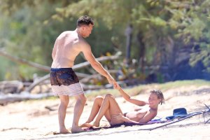 Lara Bingle Topless 84 thefappeningblog.com.jpg