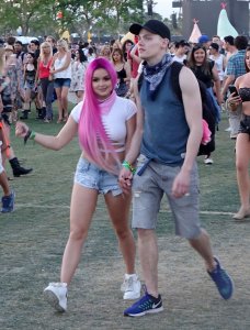 Ariel Winter Sexy 13.jpg