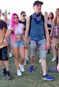 Ariel Winter Sexy 19.jpg