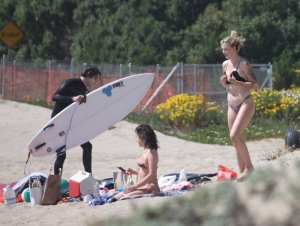 Ireland Baldwin  Sexy 30 thefappeningblog.com.jpg