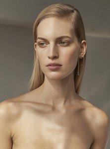 Vanessa Axente Sexy Topless 9 thefappeningblog.com.jpg