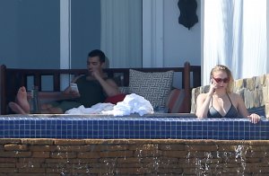 Sophie Turner Sexy  27 thefappeningblog.com.jpg