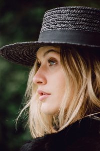 Caroline Corinth Sexy Topless 33 thefappeningblog.com.jpg