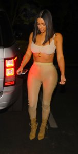 Kim Kardashian Sexy 11.jpg