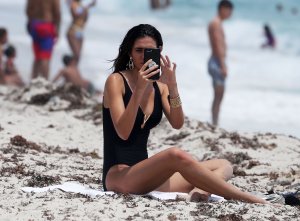 Rachel Vallori & Holly Graves Sexy 22 thefappeningblog.com.jpg