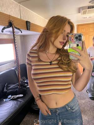 bella-thorne_thefappeningblog.com_0009.jpg