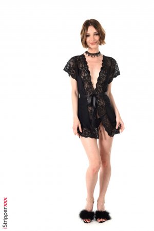 0012-01 thefappeningblog.com.jpg