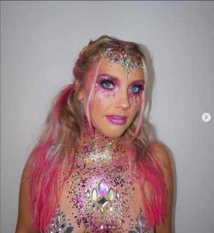 Screenshot 2022-10-12 at 05-53-28 Anna Lingis-Zavros (@annalingis) • Instagram photos and videos.png