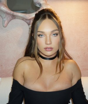 maddie Ziegler 1 (3).jpg