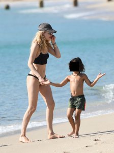 Doutzen Kroes Sexy 27 thefappeningblog.com.jpg