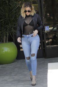 Khloé Kardashian See Through 8 thefappeningblog.com.jpg