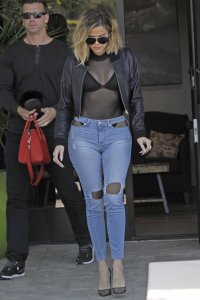 Khloé Kardashian See Through 12 thefappeningblog.com.jpg