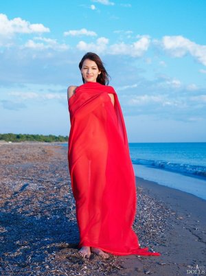 002-10 thefappeningblog.com.jpg