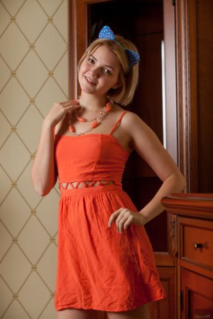 0001-01 thefappeningblog.com.jpg