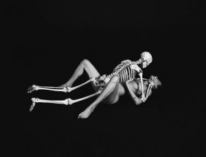 Nicole Trunfio Naked 16.jpg