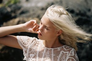 Julia Almendra Naked 05.jpg