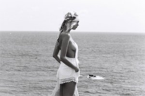 Julia Almendra Naked 07.jpg