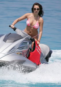 Lauryn Goodman Sexy 2 thefappeningblog.com.jpg