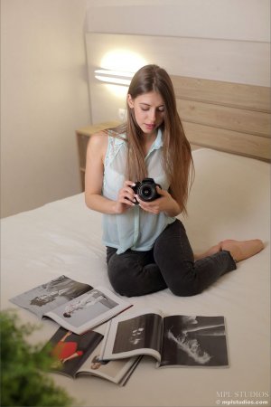 0019-01 thefappeningblog.com.jpg