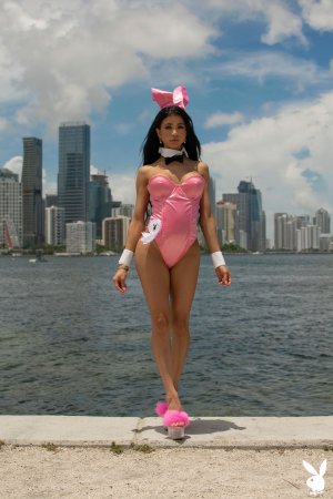 0001-05 thefappeningblog.com.jpg