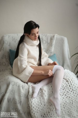 0002-01 thefappeningblog.com.jpg