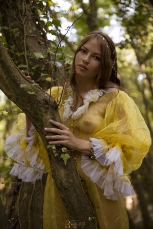 0004-02 thefappeningblog.com.jpg