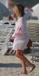 Caggie Dunlop Sexy 23 thefappeningblog.com.jpg