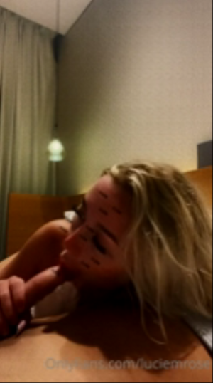 OnlyFans - luciemrose - 14.mp4_000128253.png