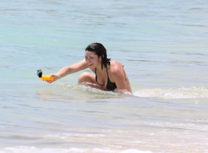 Catherine Harding Sexy Photos 19 thefappeningblog.com.jpg