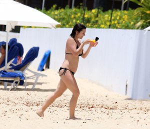 Catherine Harding Sexy Photos 31 thefappeningblog.com.jpg