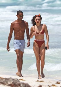 Ashley Moore Sexy 1 thefappeningblog.com.jpg