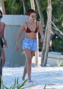 Ashley Moore Sexy 15 thefappeningblog.com.jpg