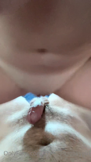 Onlyfans - Creepyspookygirl - rides her man.mp4_000264764.png